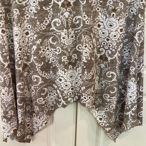 ❤️🔥5/20$ SJS💫Women’s White/Brown V-Neck Sleeveless Lightweight Tank Top - Picture 7 of 10